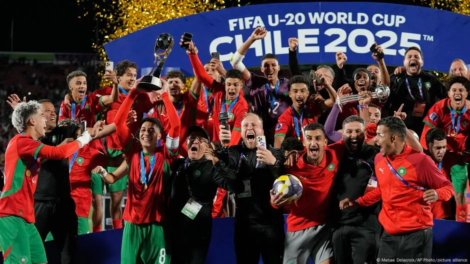 المغرب يتوج بكأس العالم لكرة القدم للشباب 2025