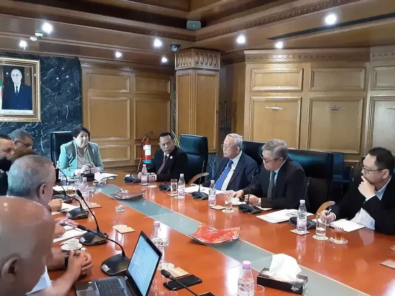 الجزائر- ماليزيا: اجتماع لمتابعة تنفيذ مذكرة التفاهم بين "سونارم" و"ليون"