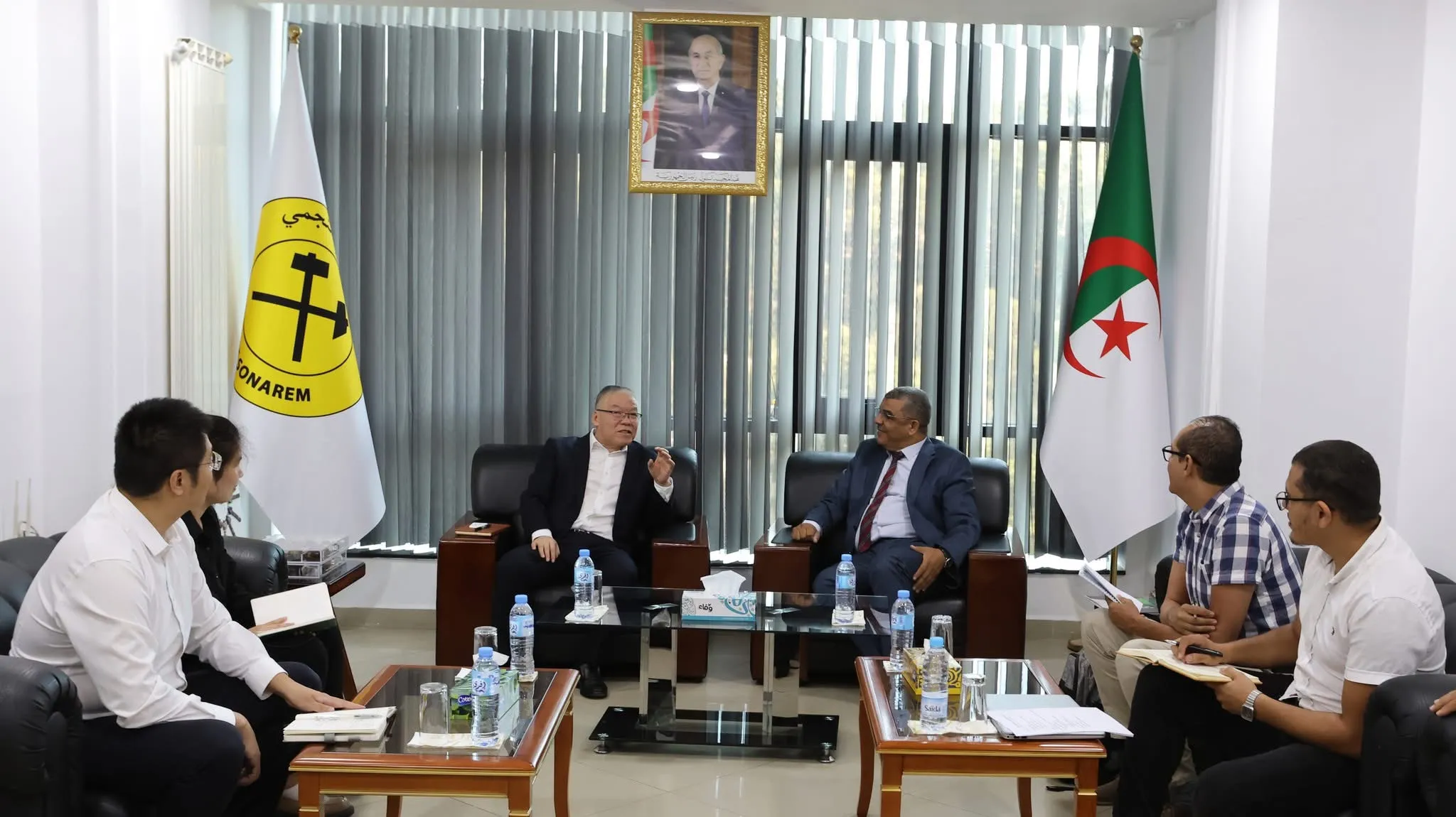 الجزائر - الصين: مباحثات بين \"سونارم\" و \"أم سي سي\" حول الحديد