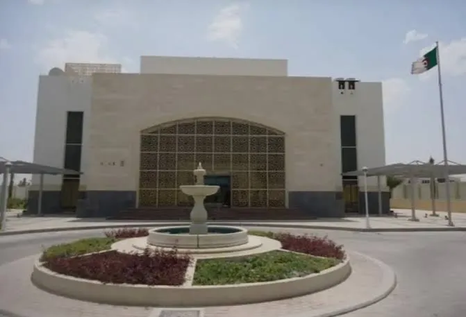 السفارة الجزائرية في قطر تصدر بيان هام لأبناء الجالية