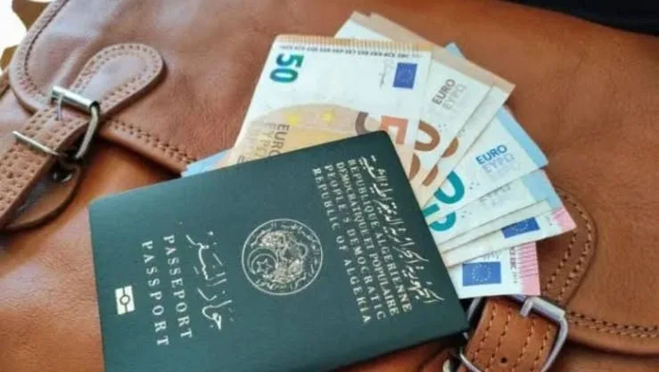 بنك الجزائر يكشف حقيقة وثيقة متداولة حول منحة الصرف