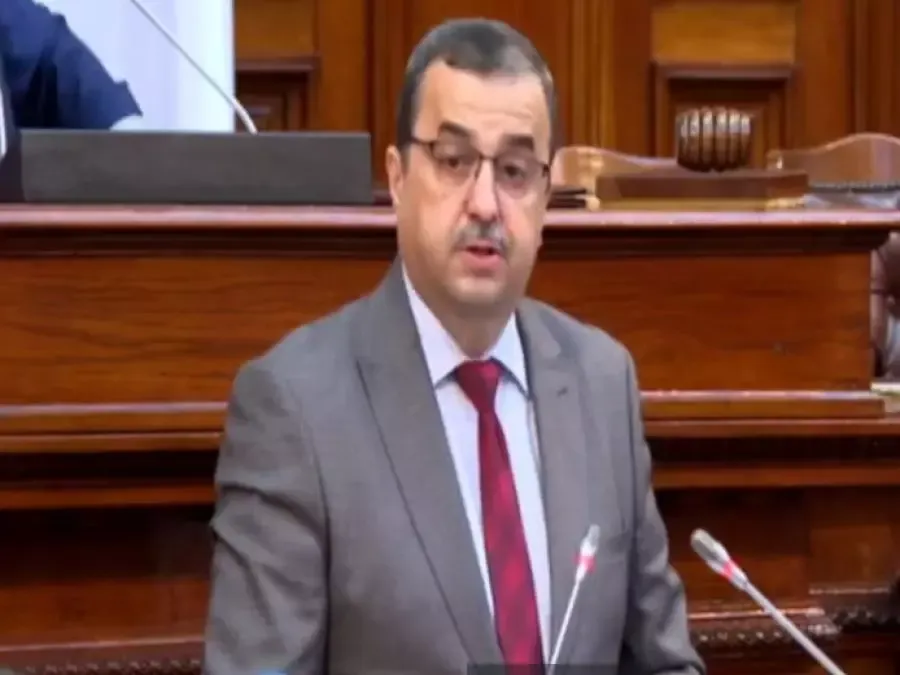 عرقاب يعرض مشروع القانون الجديد المنظم للنشاطات المنجمية