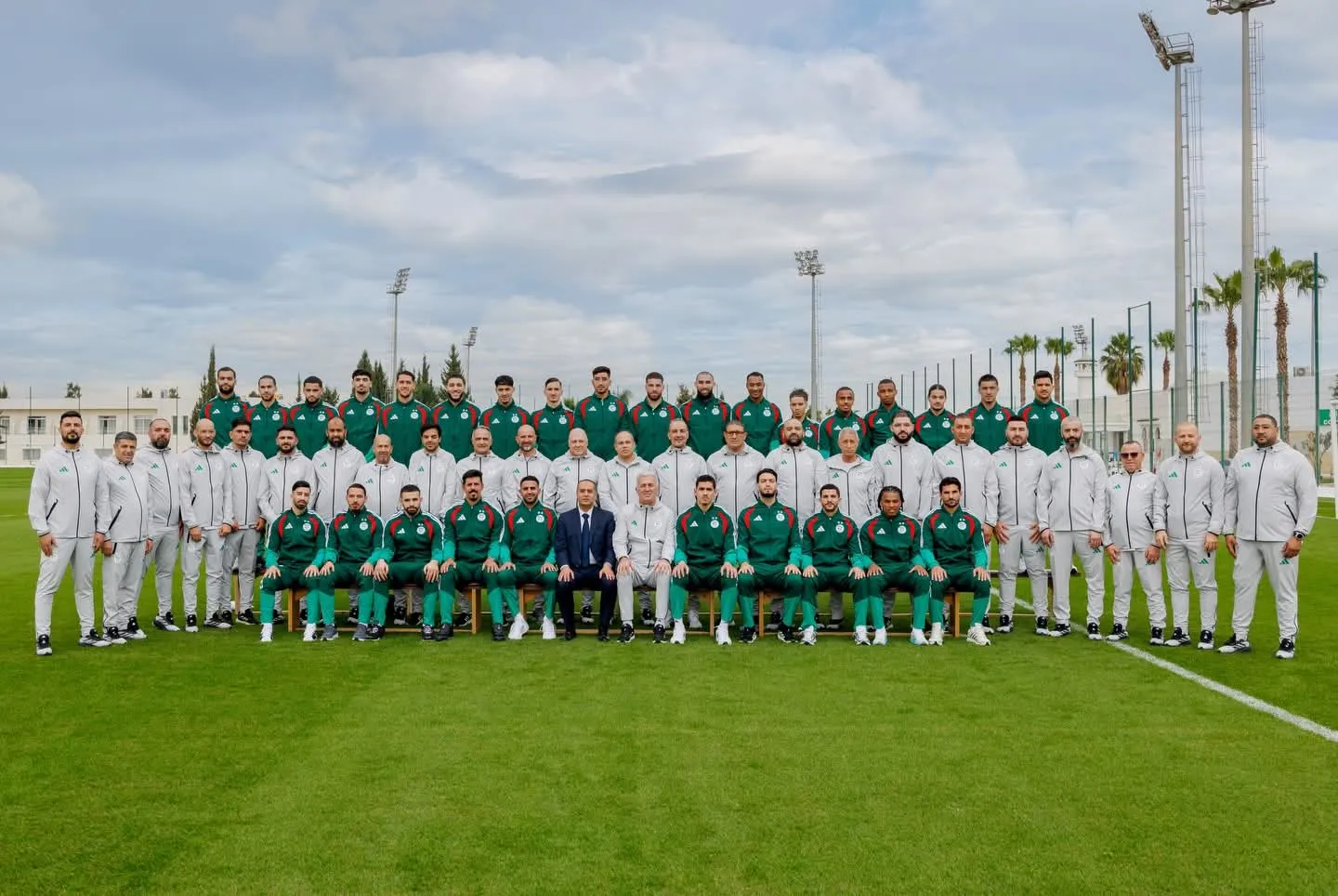 بالفيديو.. الفاف تكشف أرقام لاعبي المنتخب الوطني