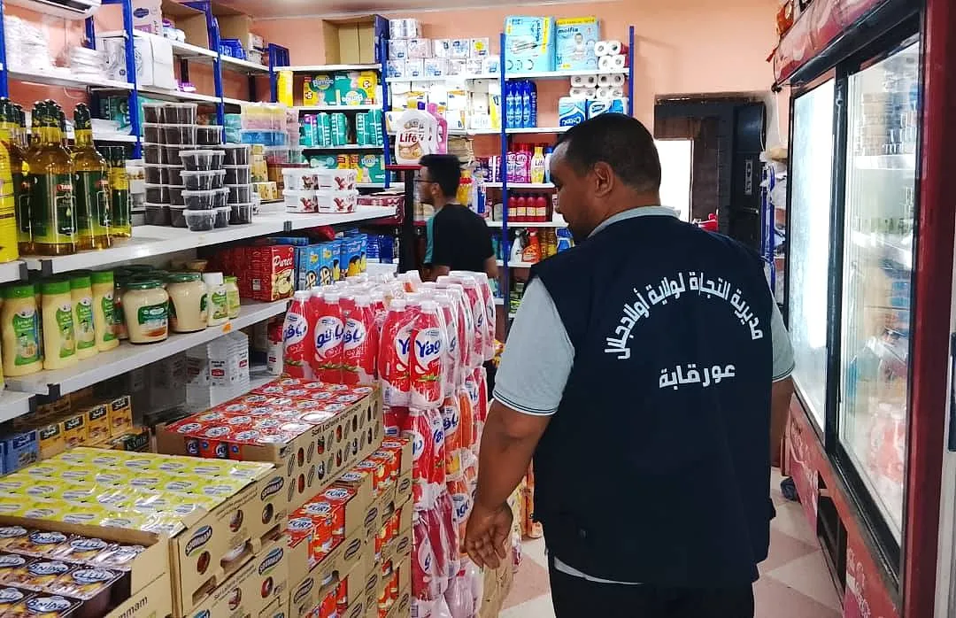 وزارة التجارة الداخلية: تسجيل عدم التزام 10 تجار لنظام المداومة