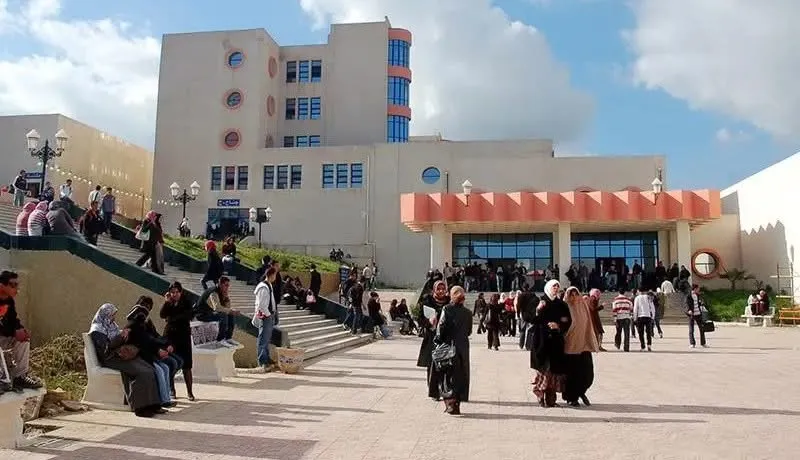 مليوني طالب يلتحقون بالمؤسسات الجامعية غدا الاثنين