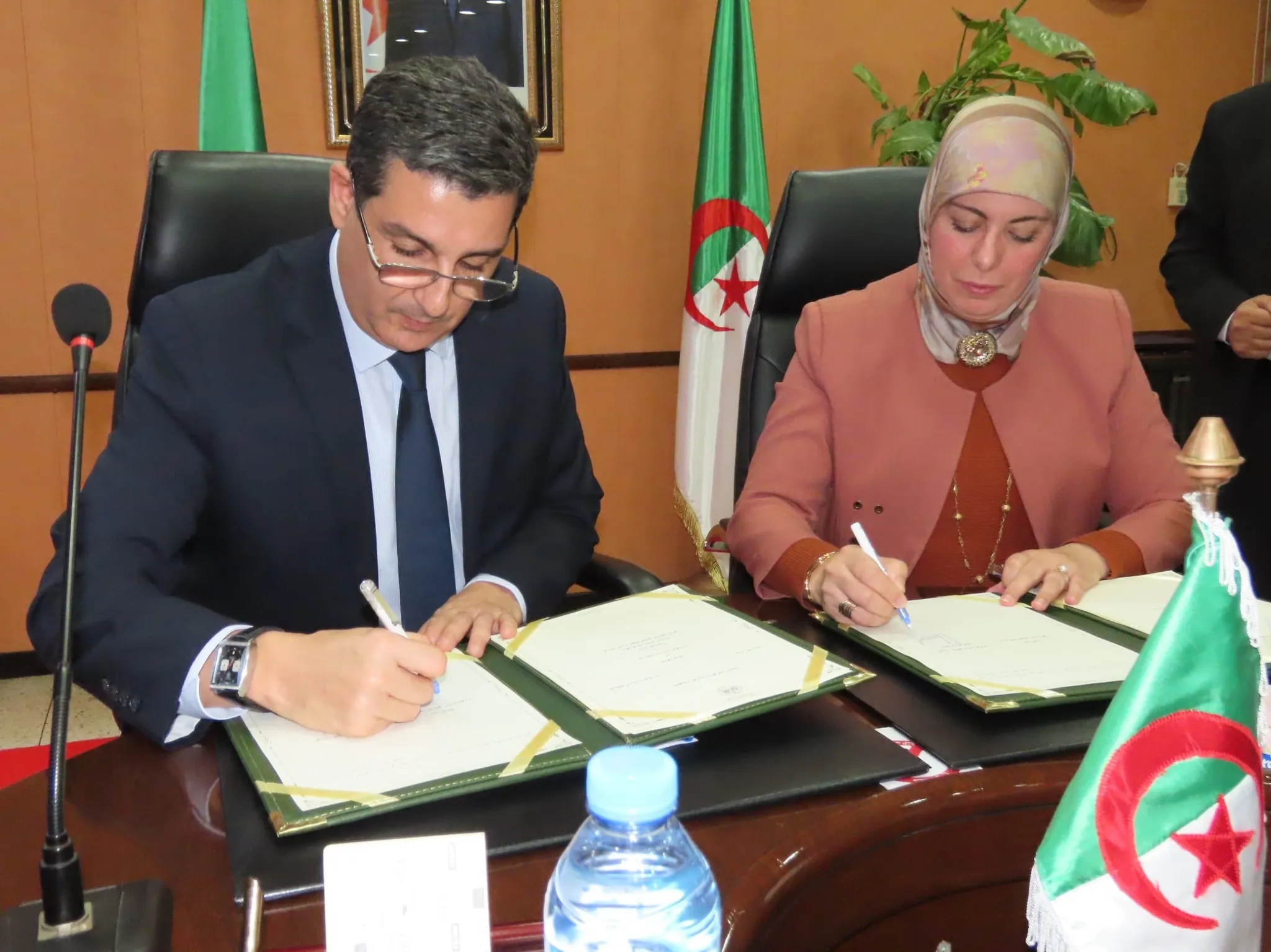 لرقمنة قطاع الصحة..اتفاقية بين وزارة الصحة والمحافظة السامية للرقمنة