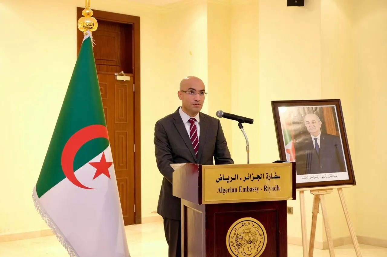 شايب يلتقي أفراد الجالية المقيمين بالسعودية