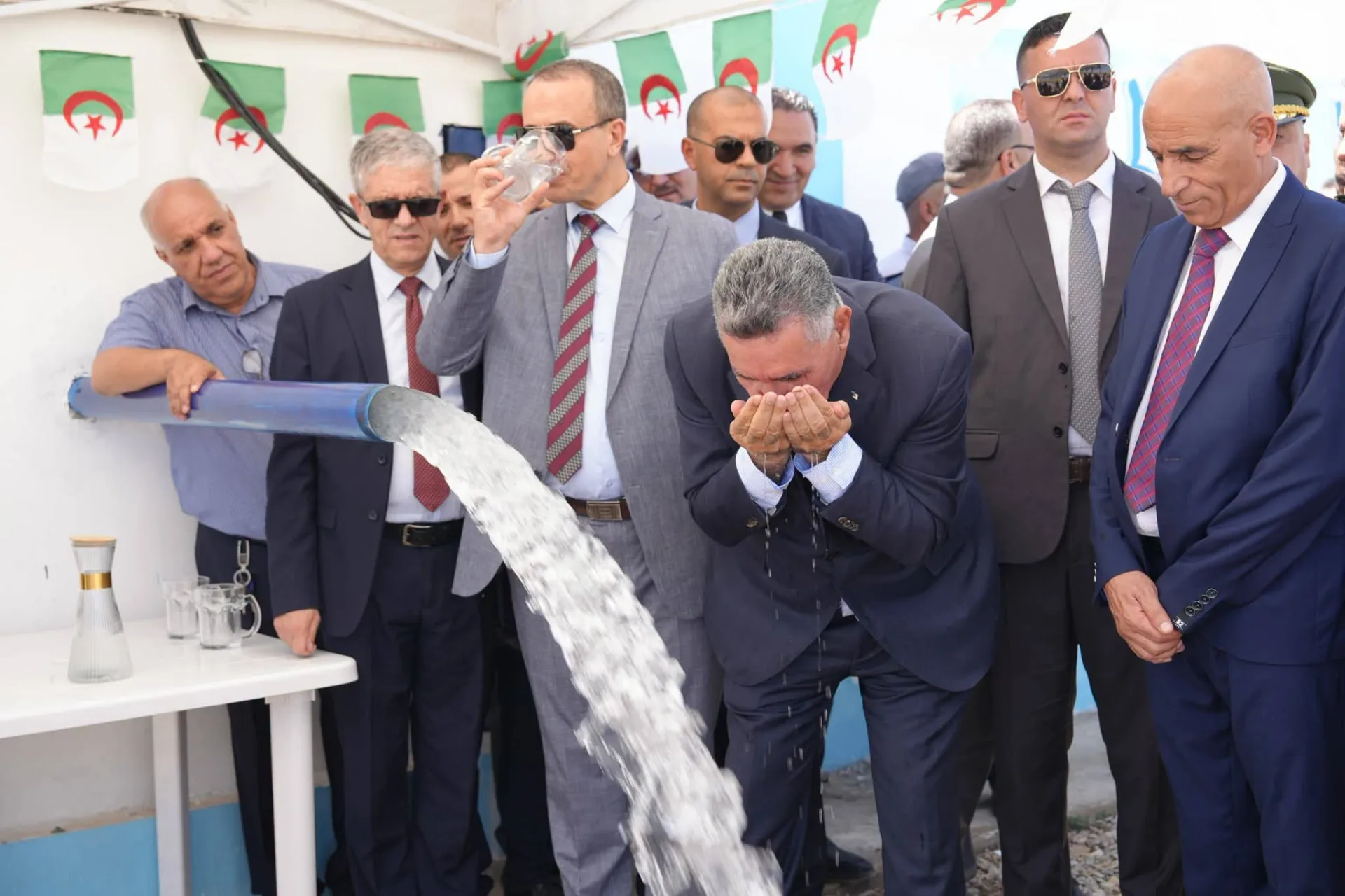 وزير الري يشدد على ضرورة الإسراع في استكمال المشاريع قيد الإنجاز