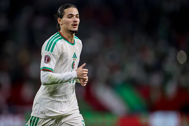 حاج موسى يغادر تربص الخضر