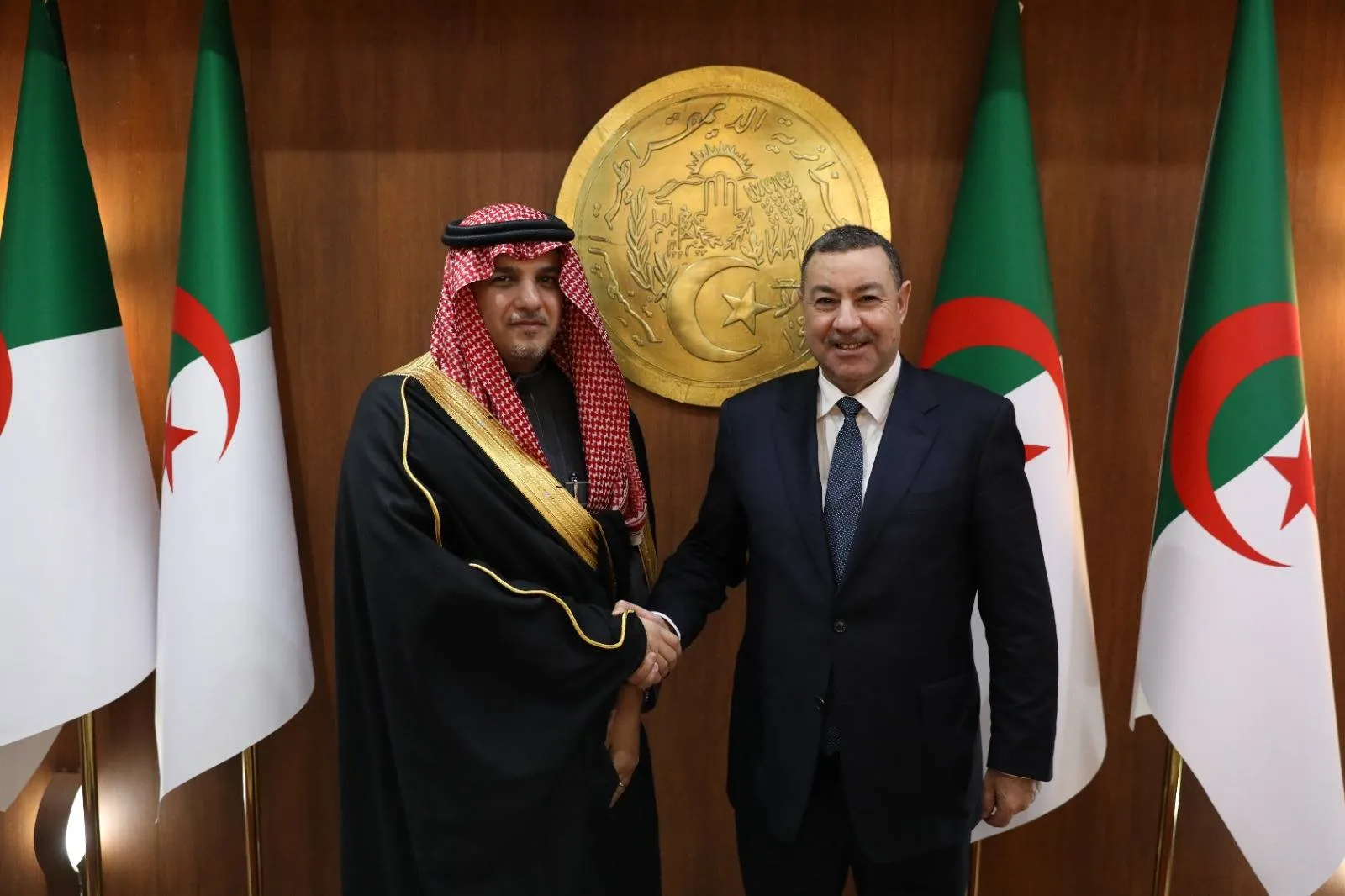 سعيود يستقبل رئيس جامعة نايف العربية للعلوم الأمنية بالسعودية