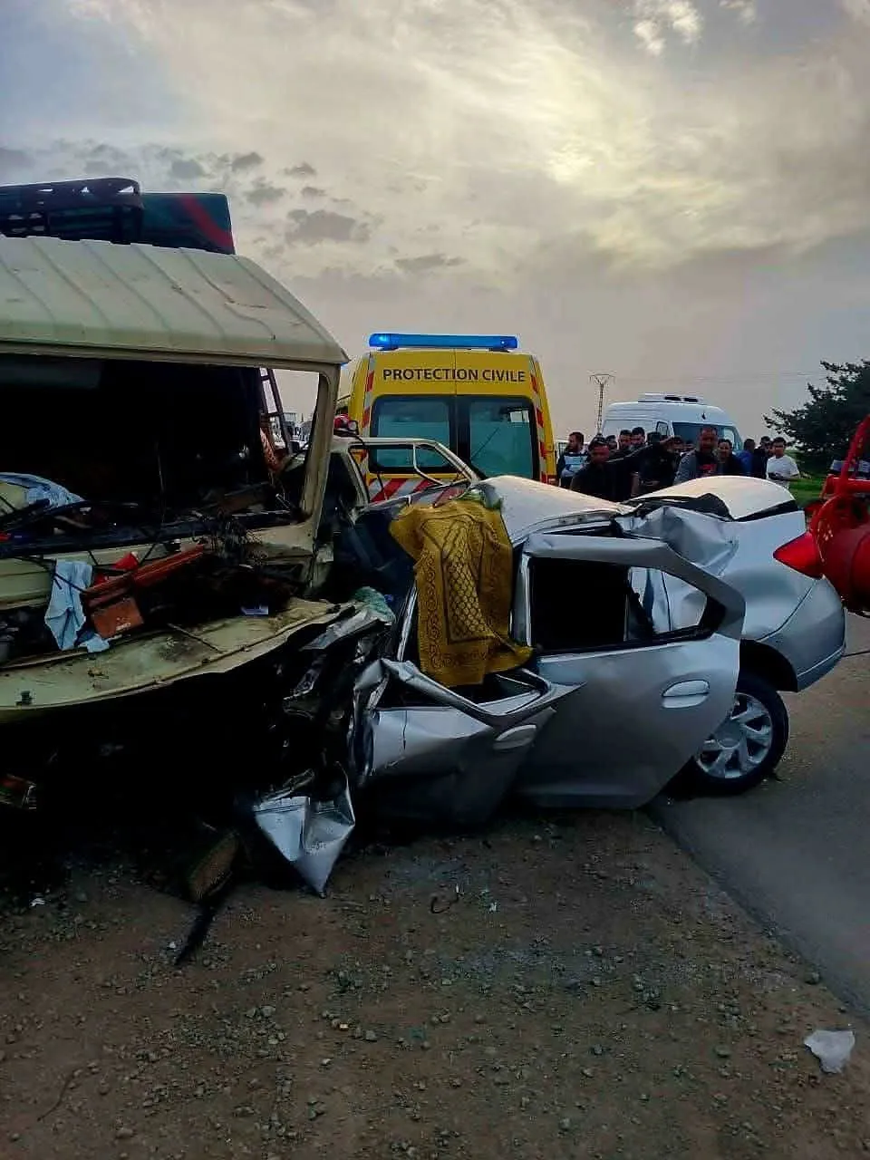 وفاة شخصين وإصابة آخر في حادث مرور بولاية تيارت