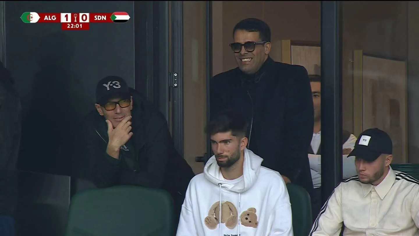 كان 2025: زين الدين زيدان يساند إبنه وأبناء بلده من المدرجات