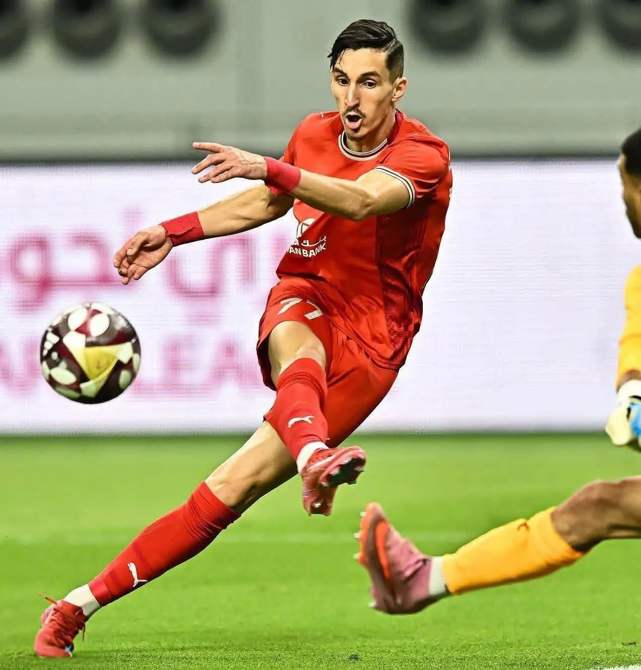 بولبينة هداف مع الدحيل