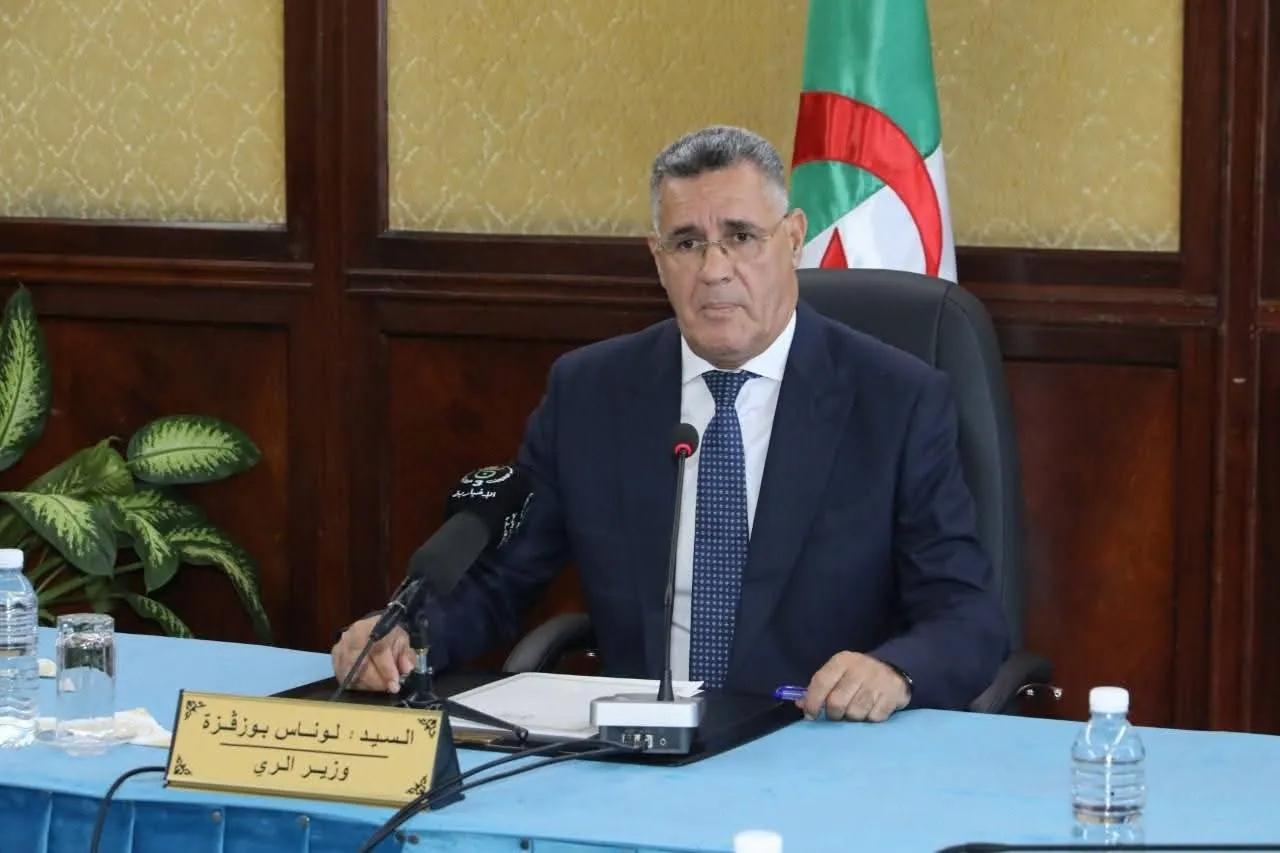 تزويد المواطنين بالمياه الصالحة للشرب..وزير الري الجديد يسدي تعليمات صارمة