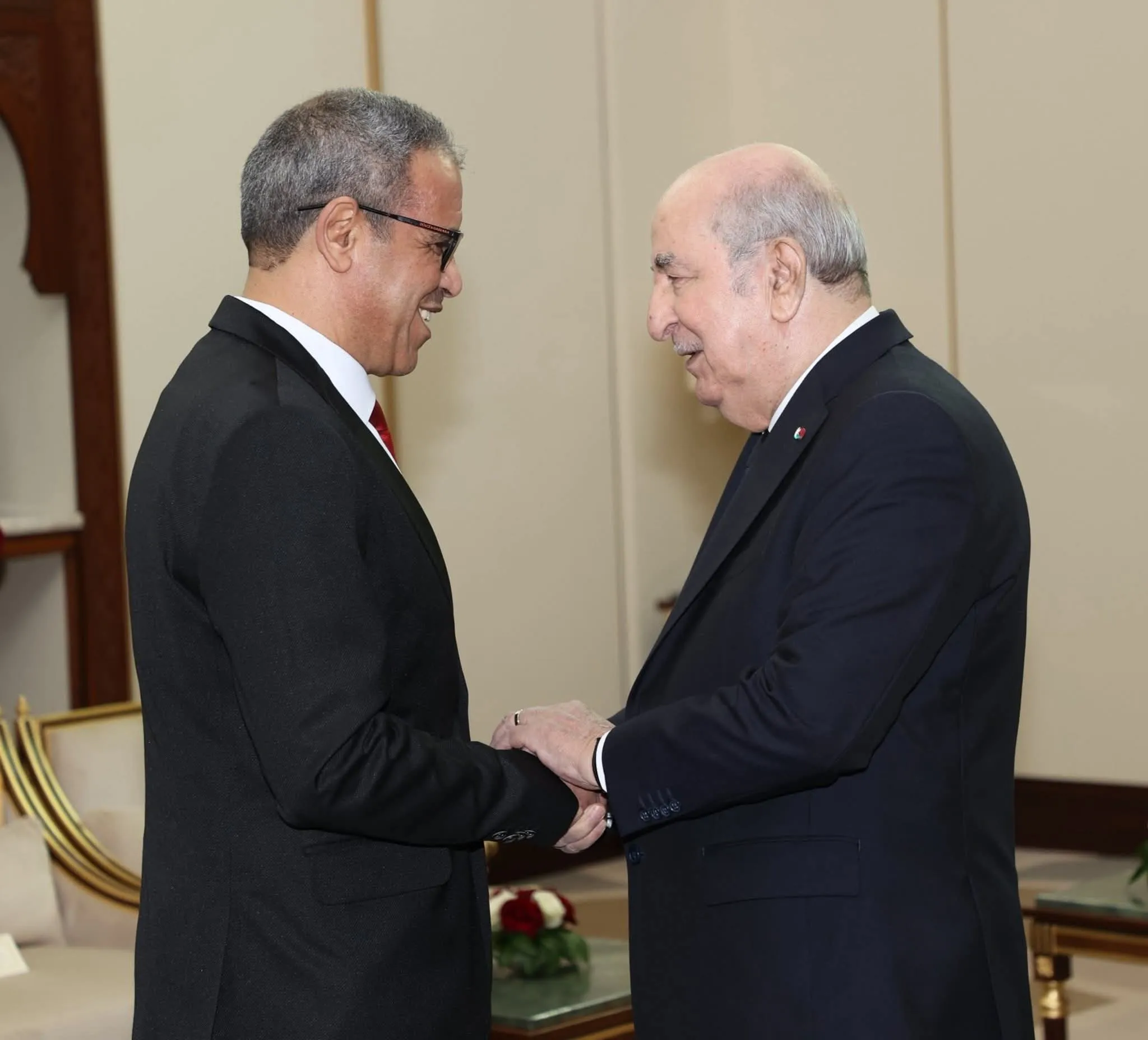 رئيس الجمهورية يستقبل رئيس المجلس الوطني للأقاليم والجهات التونسي