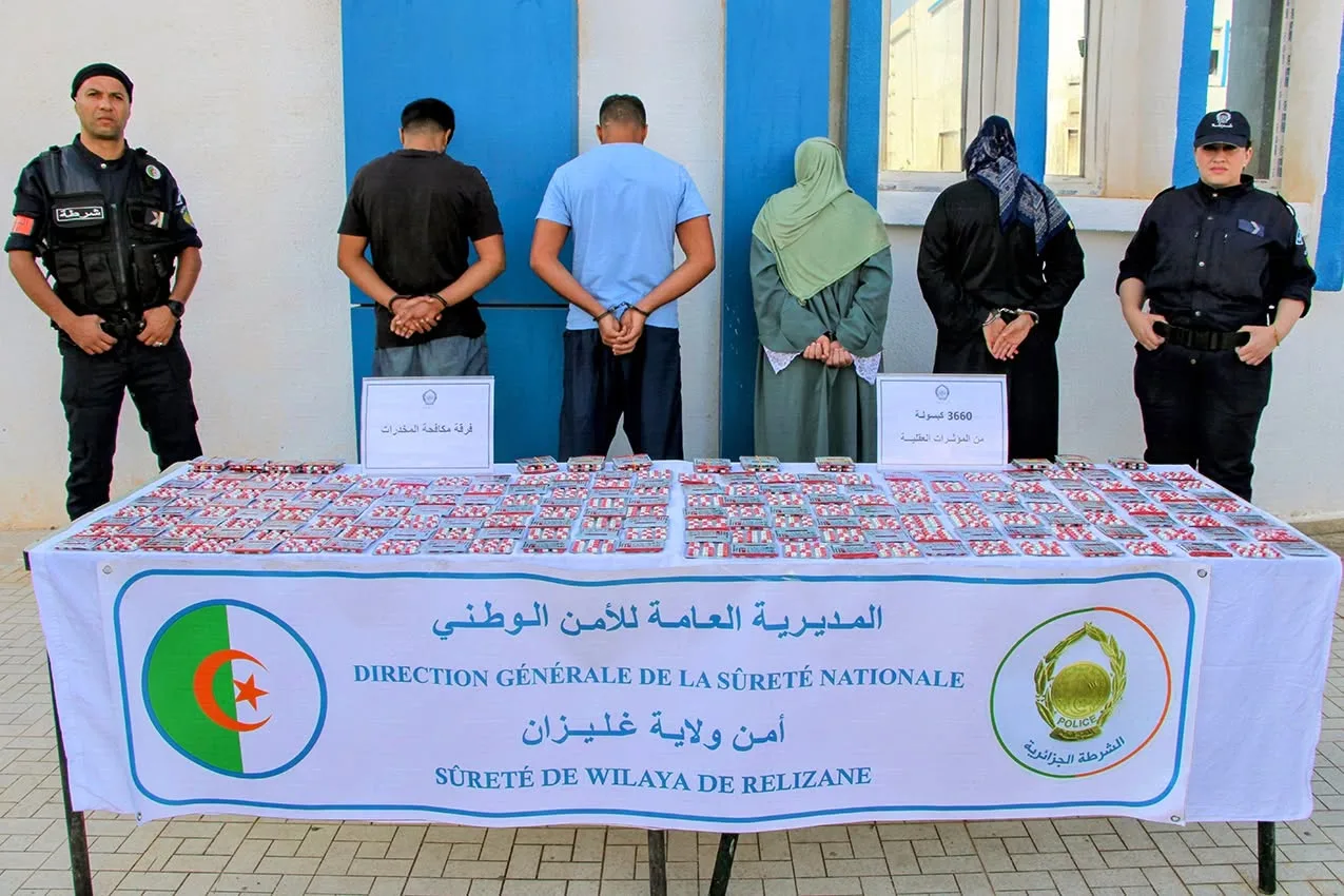توقيف 4 أشخاص وحجز 3660 كبسولة من المؤثرات العقلية بغليزان