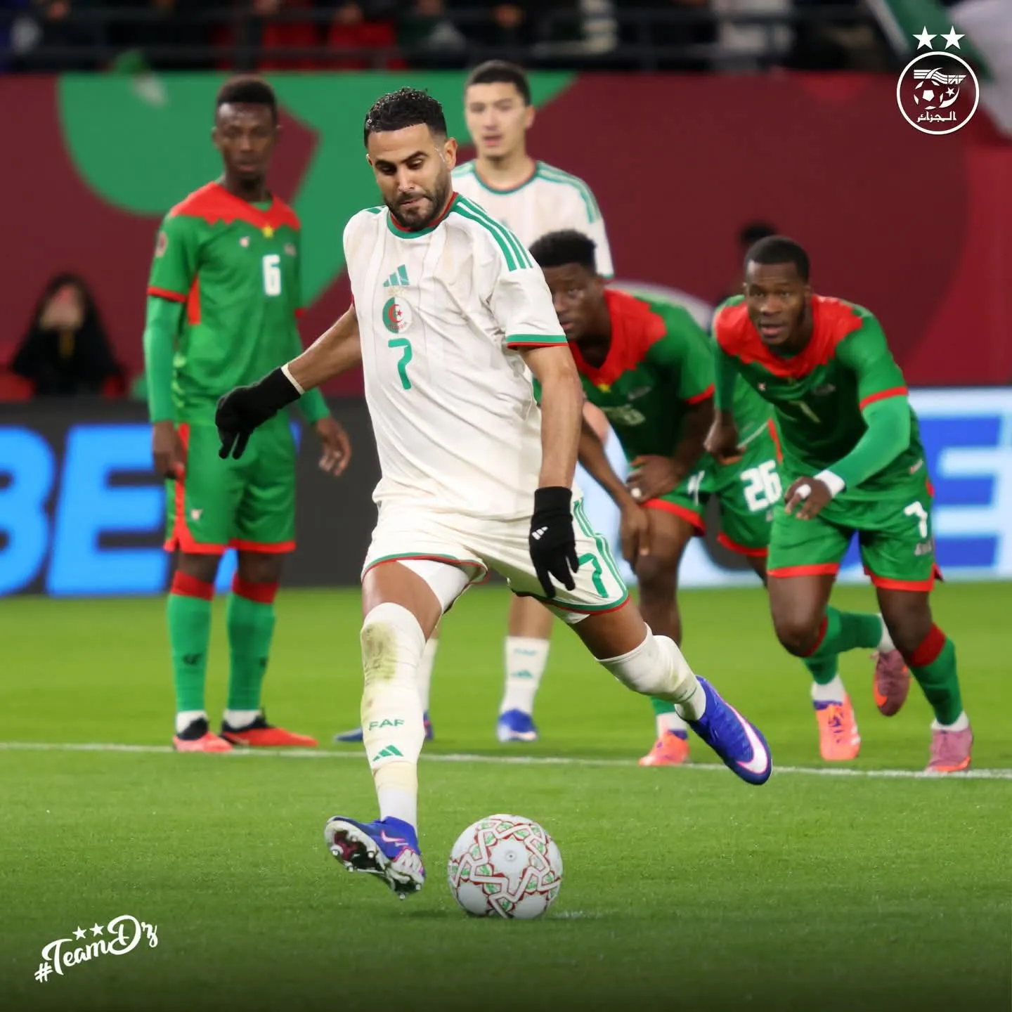 كان 2025: محرز في التشكيلة المثالية لدور المجموعات