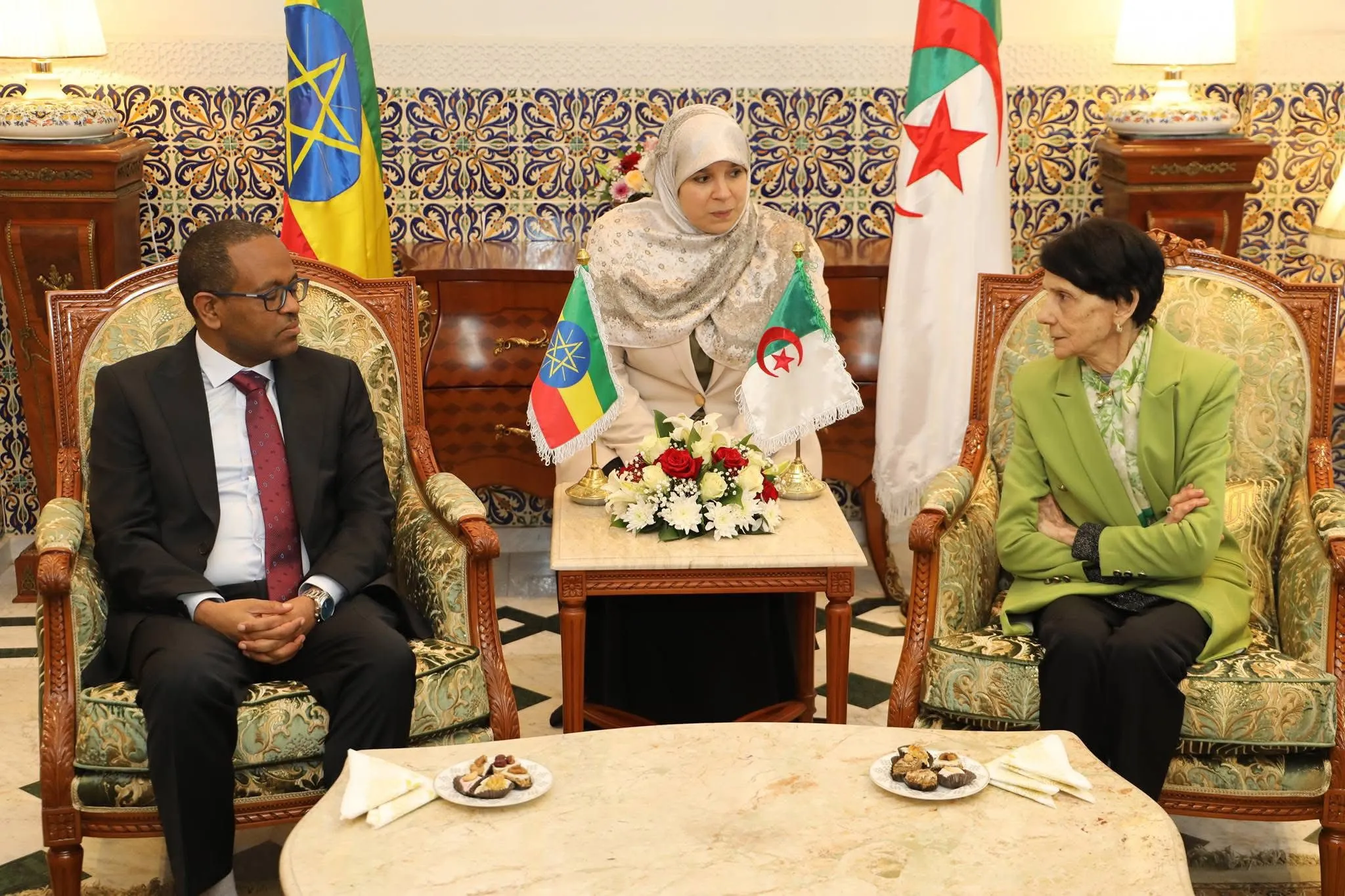 رئيسة المحكمة الدستورية تستقبل رئيس مجلس التحقيق الدستوري لإثيوبيا