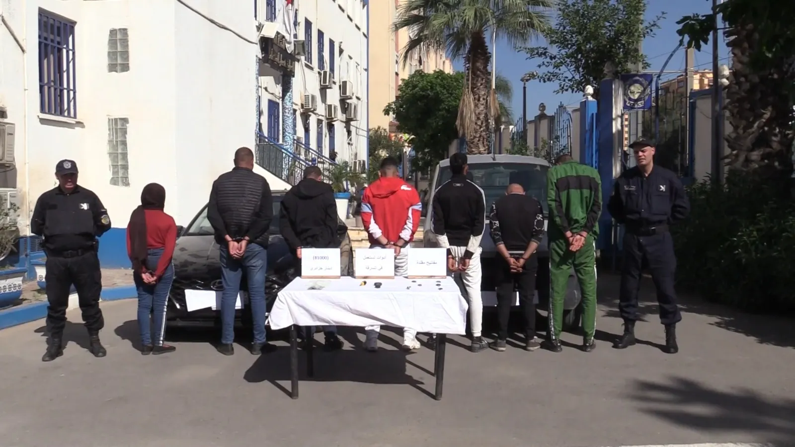 الاطاحة بعصابة مختصة في سرقة السيارات بالعاصمة