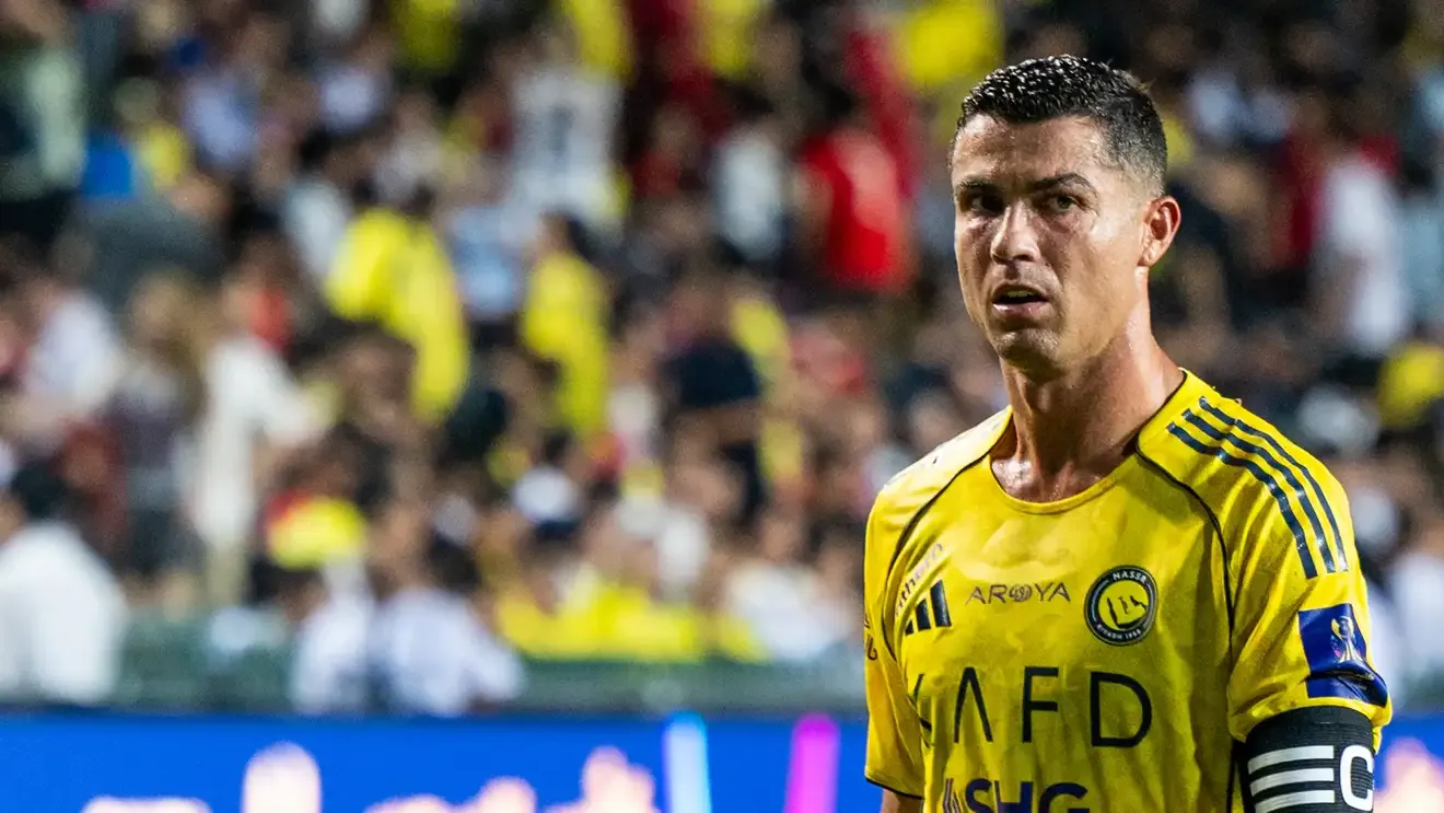 رونالدو يمنع حكمًا سعوديًا من إدارة نهائي السوبر