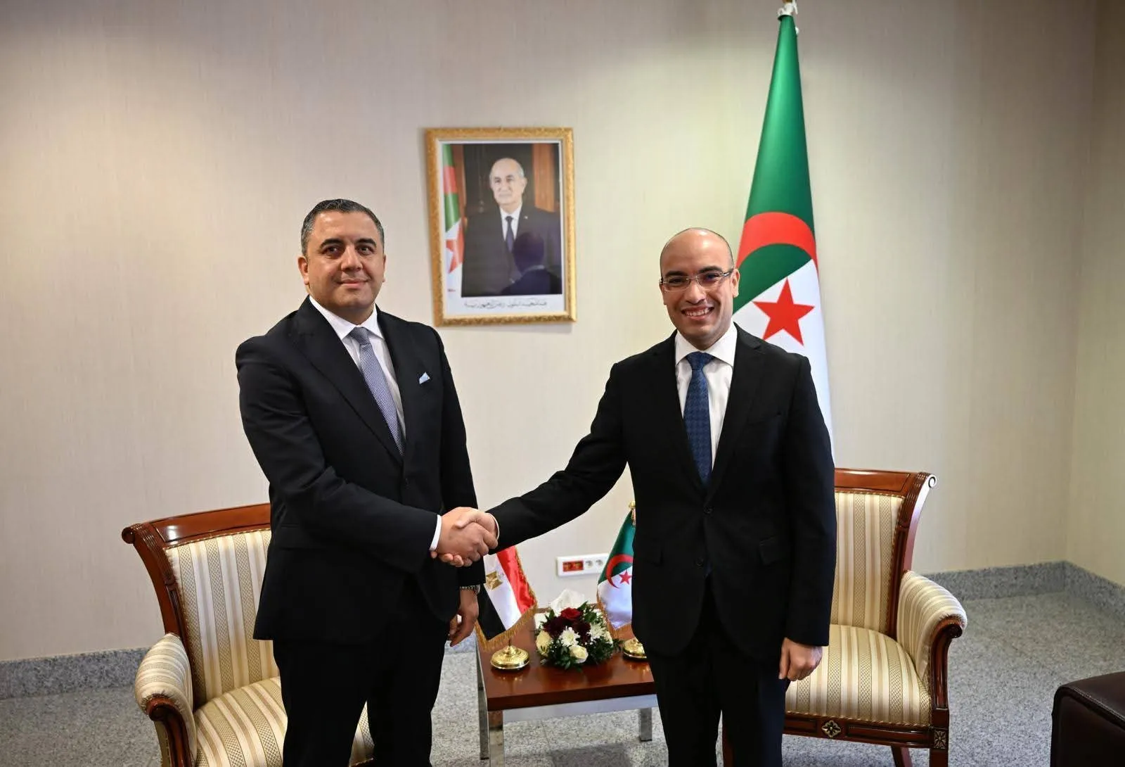 مباحثات جزائرية-مصرية لتعزيز التعاون القنصلي
