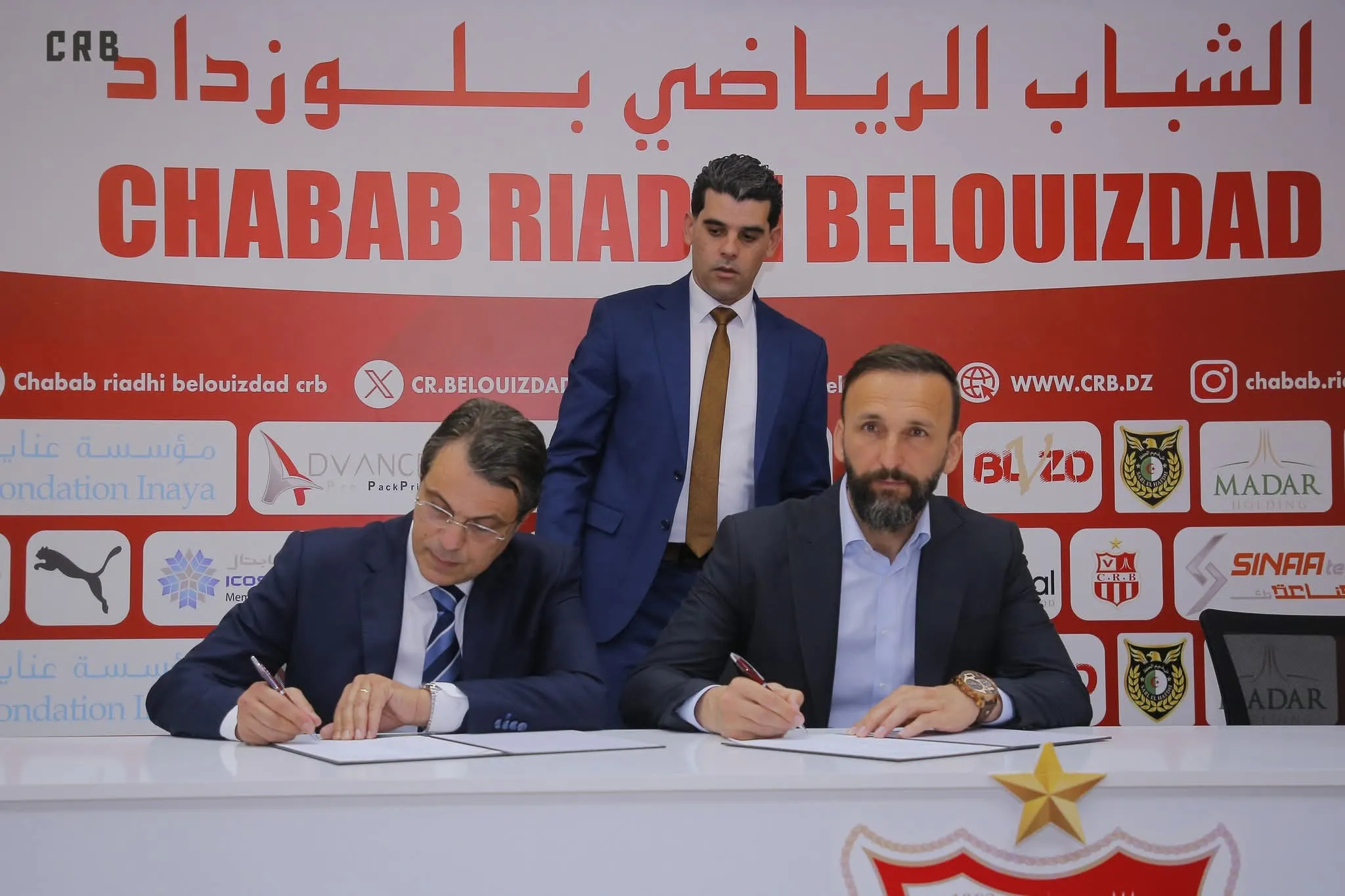 شباب بلوزداد يمدد عقد المدرب راموفيتش وطاقمه الفني إلى غاية 2028