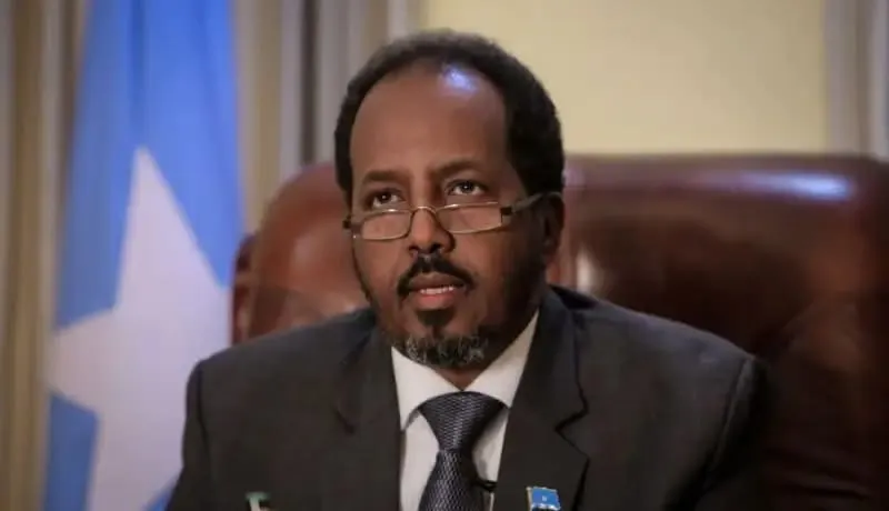 رئيس الصومال يزور وحدة إنتاج تابعة لصيدال بالعاصمة