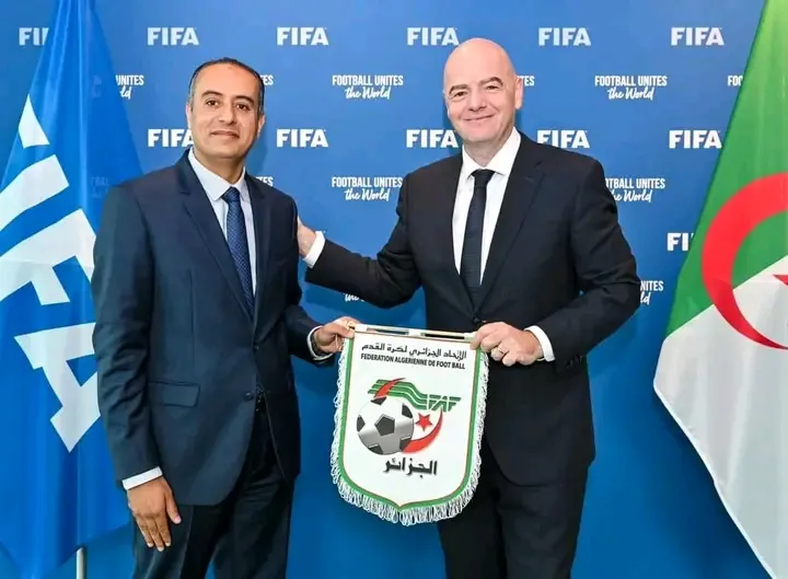 رئيس الفيفا جياني انفانتينو يحل بالجزائر في زيارة رسمية