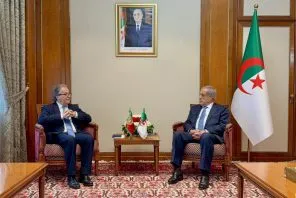 الوزير الأول يستقبل رئيس المحكمة الدستورية للجمهورية البرتغالية