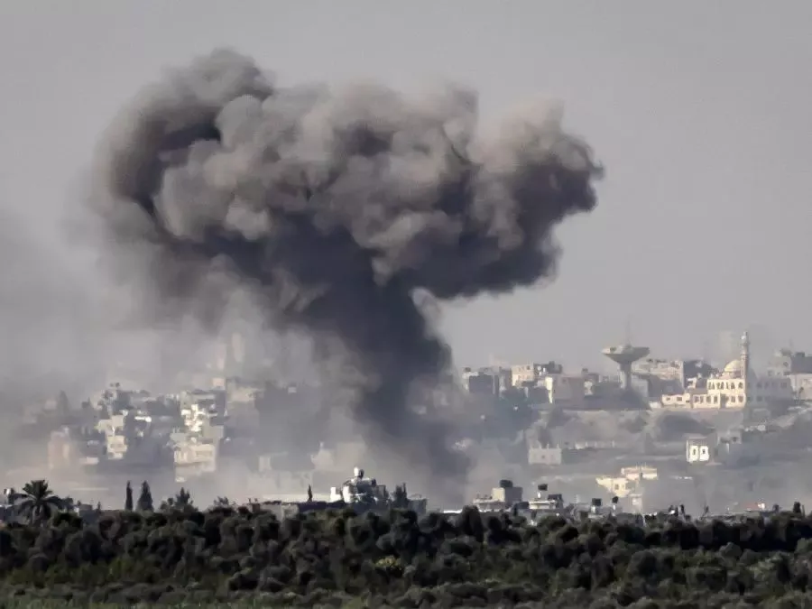 استشهاد 10 فلسطينيين في قصف الاحتلال خان يونس