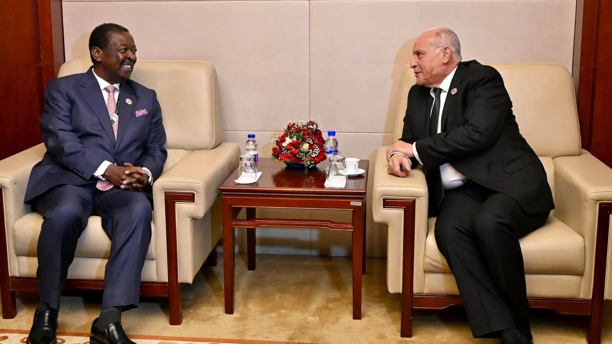 عطاف يجري محادثات ثنائية مع نظيره الكيني