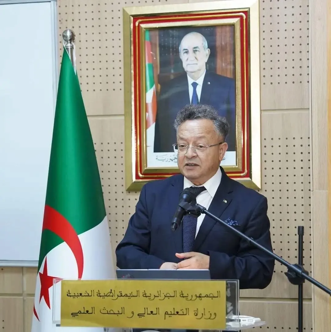 بداري يشارك في لقاء لتبادل الخبرات تحضيرا للانتقال إلى جامعة من الجيل ال4