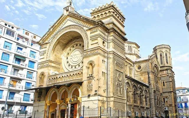 تهيئة 876 مسجدا بالعاصمة استعدادا لرمضان