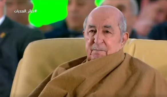 الرئيس تبون يتابع عروضا احتفالية ببشار