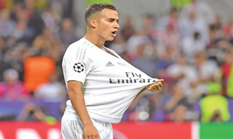 فاسكيز يبلغ 400 مباراة مع ريال مدريد