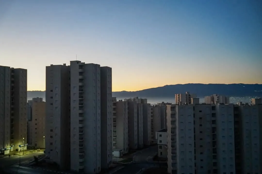 وزير السكن يدعو احترام الآجال التعاقدية للمشاريع وضمان جودة الإنجاز