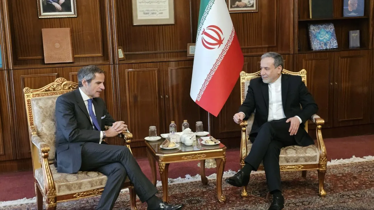 إيران تنتقد تقرير الوكالة الذرية وتدعو غروسي للحياد